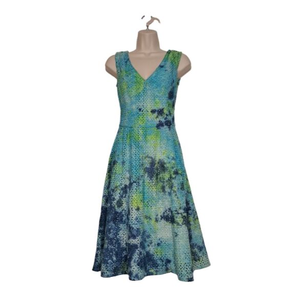French Connection Women's Dress #714AW Midi Daisy Lace V-Neck Size 4 Blue+Green - Picture 1 of 16
